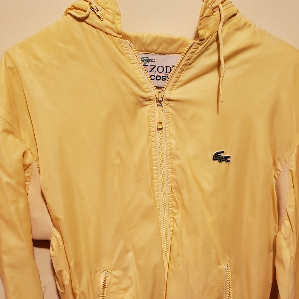 Lacoste - Picture 3 of 3